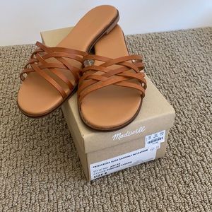The Tracie Crisscross Slide Sandal / 8 MEDIUM / BURNISHED CARAMEL